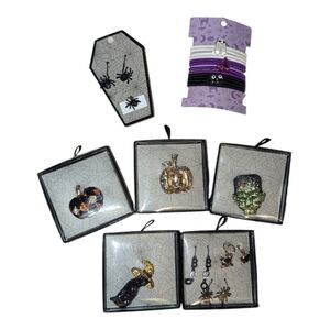 Spooky Accessories Bundle • 4 Pairs of Earrings 12 Elastics 4 Brooches 1 Ring